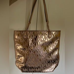 Michael Kors Rose Gold Handbag
